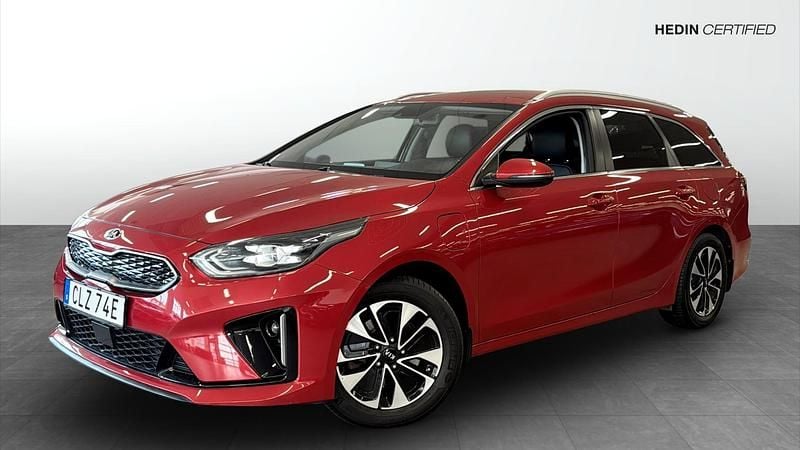 Röd (red) Begagnad 2020 Kia Ceed Sportswagon Advance Kombi | 199 900 kr (Marknadspris) - Bild 1/4