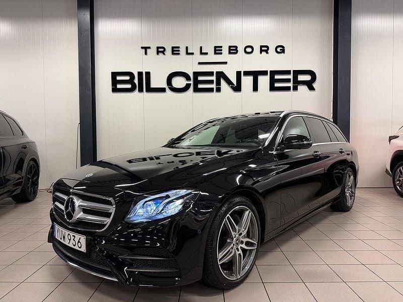 Svart Begagnad 2017 Mercedes E200 AMG Kombi | 349 900 kr (Lite dyr) - Bild 1/4