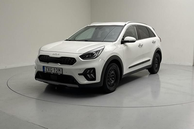 Vit Begagnad 2022 Kia Niro Advance SUV | 129 000 kr - Bild 1/4