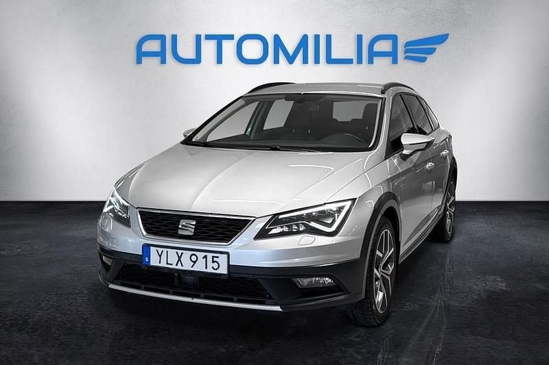 Begagnad Seat Leon X-Perience 125 HK (91 kW) 2017 Silver Kombi