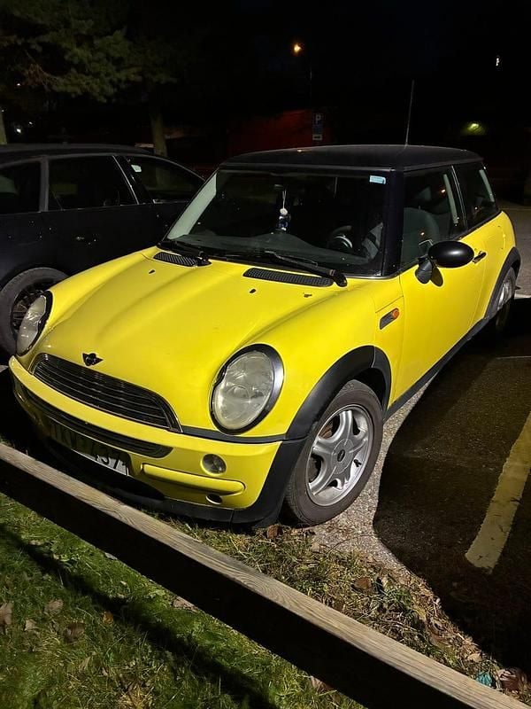 Begagnad Mini Cooper 116 HK (85 kW) 2002 Halvkombi