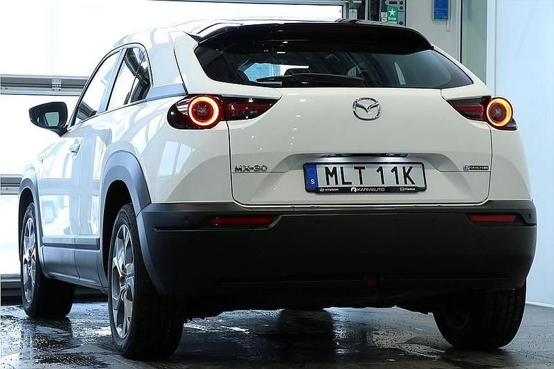 Begagnad Mazda MX30 Exclusive-Line 105 kW (143 HK) 2022 Vit SUV