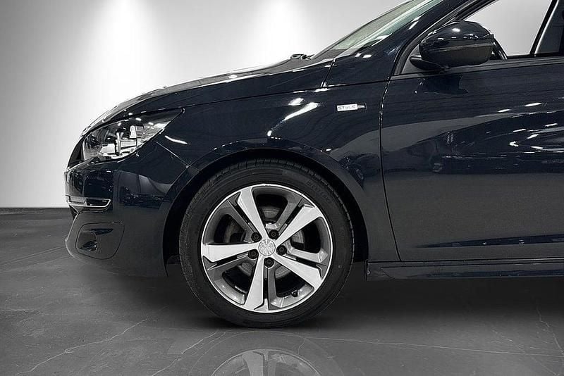 Begagnad Peugeot 308 SW Active 131 HK (96 kW) 2017 Grå Kombi