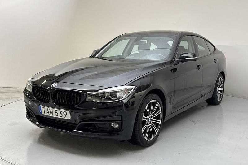 Svart Begagnad 2016 BMW 320 Gran Turismo Advantage | 147 800 kr - Bild 1/4