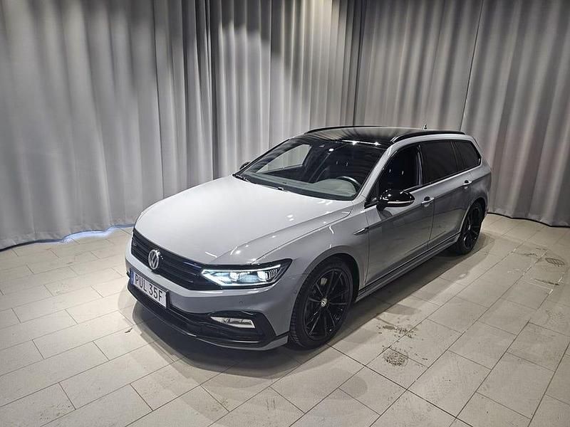 Begagnad VW Passat Edition 243 HK (178 kW) 2020 Grå