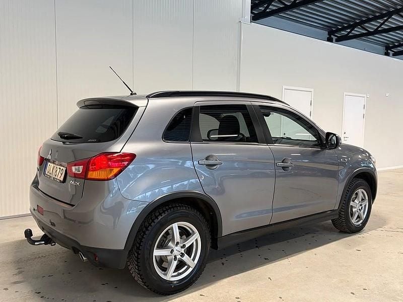 Begagnad Mitsubishi ASX 150 HK (110 kW) 2015 Grå SUV