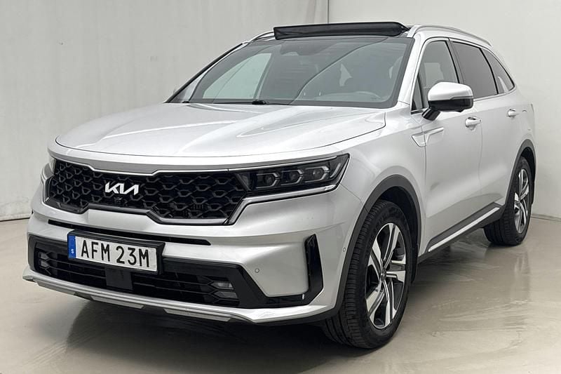 Grå Begagnad 2022 Kia Sorento Advance SUV | 425 000 kr - Bild 1/4