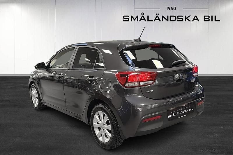 Begagnad Kia Rio Advance 84 HK (61 kW) 2019 Grå Halvkombi