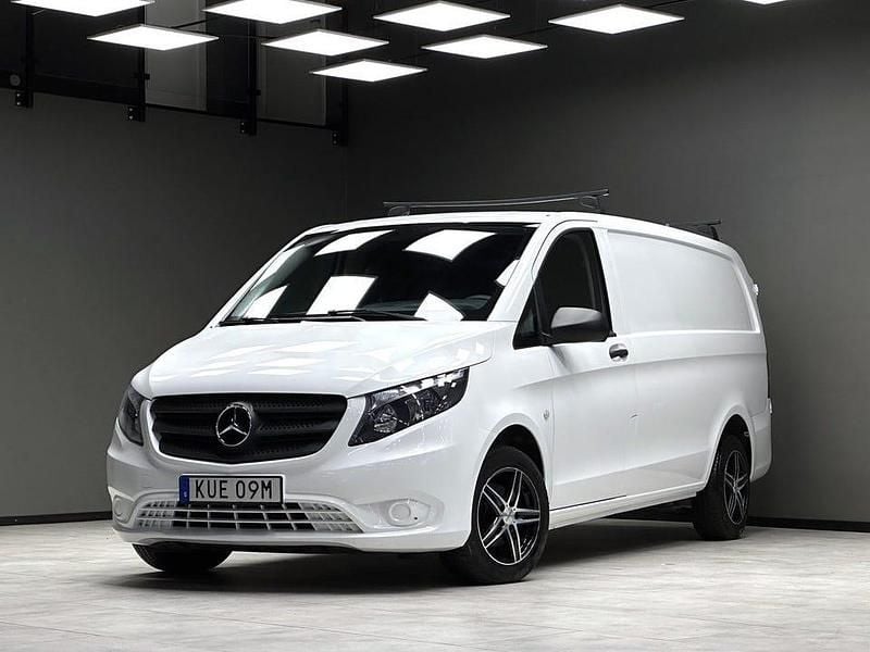 Vit Begagnad 2020 Mercedes Vito Van | 179 900 kr (Bra pris) - Bild 1/3