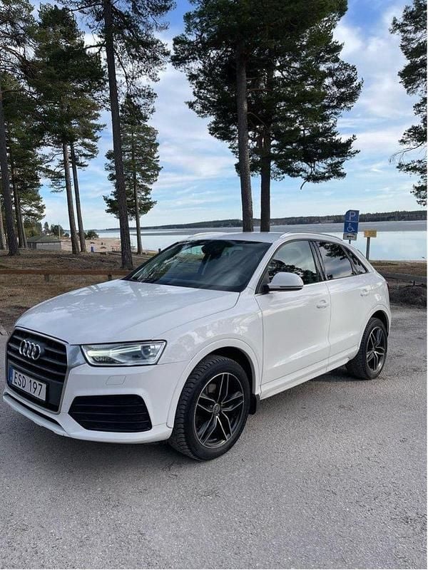 Vit Begagnad 2018 Audi Q3 SUV | 179 000 kr (Superpris) - Bild 1/4