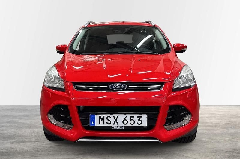 Begagnad Ford Kuga 151 HK (111 kW) 2015 Röd SUV