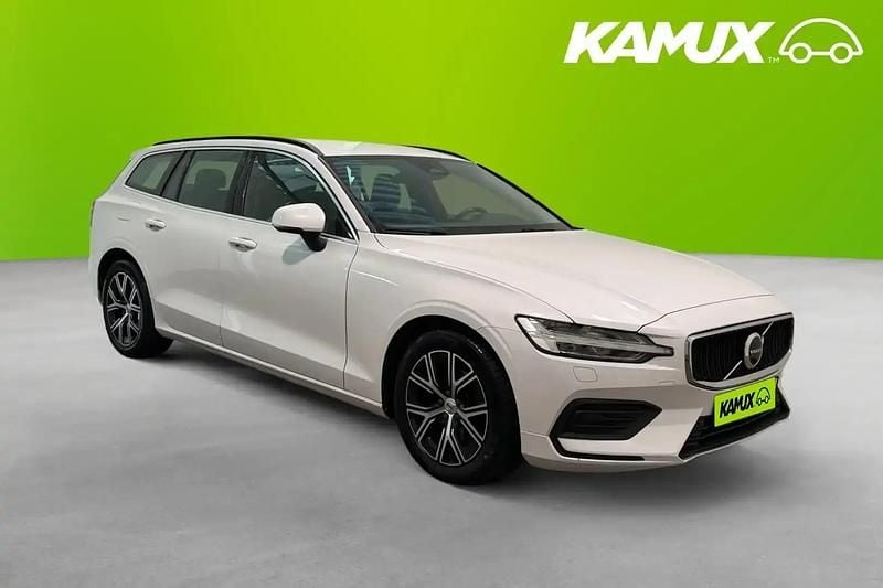 Vit Begagnad 2023 Volvo V60 Core Kombi | 314 800 kr (Marknadspris) - Bild 1/4