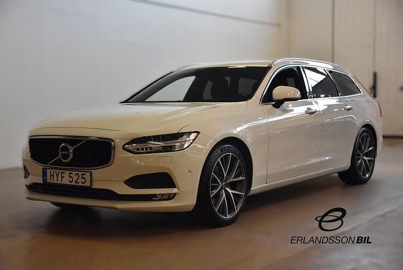 Vit Begagnad 2016 Volvo V90 Momentum Kombi | 209 900 kr (Marknadspris) - Bild 1/4