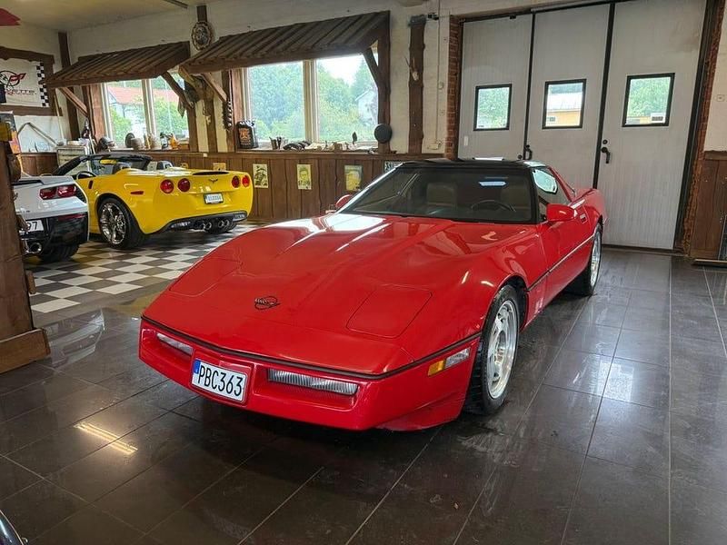 Begagnad Chevrolet Corvette C4 381 HK (280 kW) 1990 Röd Sportkupé