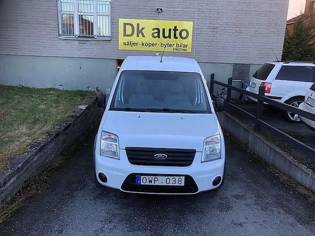 Begagnad Ford Transit Connect 90 HK (66 kW) 2010 Vit Minibuss