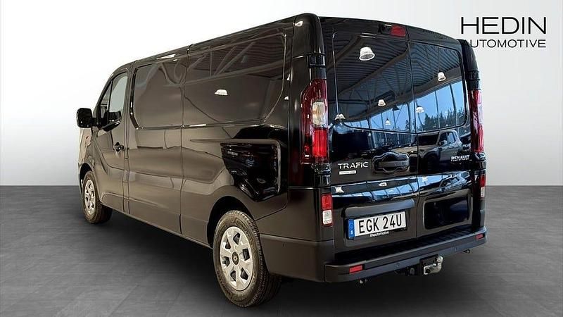 Ny Renault Trafic 150 HK (110 kW) 2025 Svart