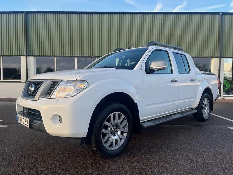 Vit Begagnad 2015 Nissan Navara Pickup | 156 250 kr (Dyr) - Bild 1/4
