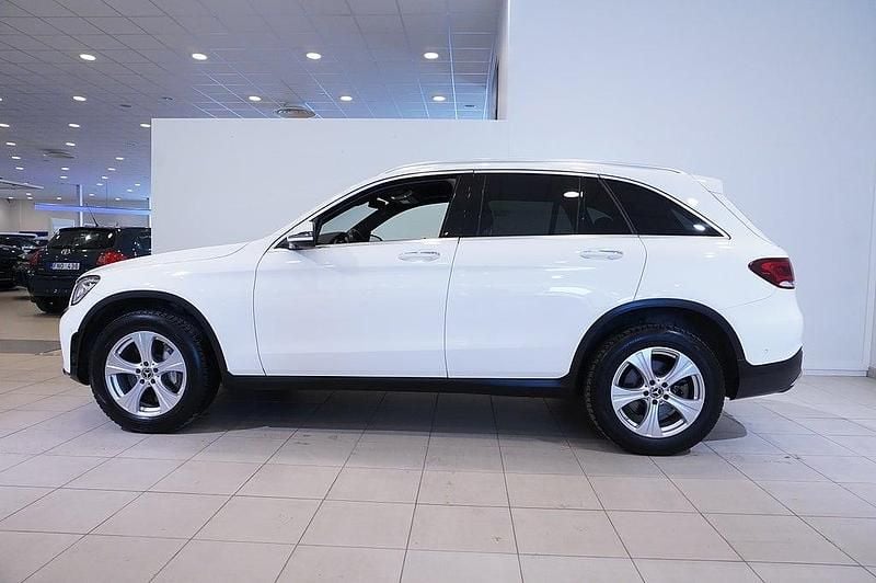 Begagnad Mercedes GLC300 AMG line 194 HK (142 kW) 2021 Vit SUV