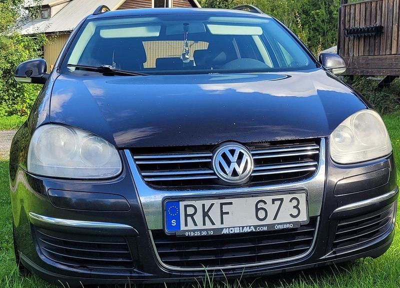 Svart Begagnad 2009 VW Golf VI Kombi | 22 000 kr - Bild 1/2