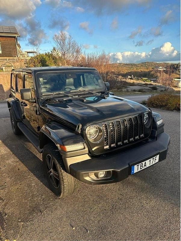Svart Begagnad 2021 Jeep Wrangler Unlimited SUV | 627 000 kr (Marknadspris) - Bild 1/4