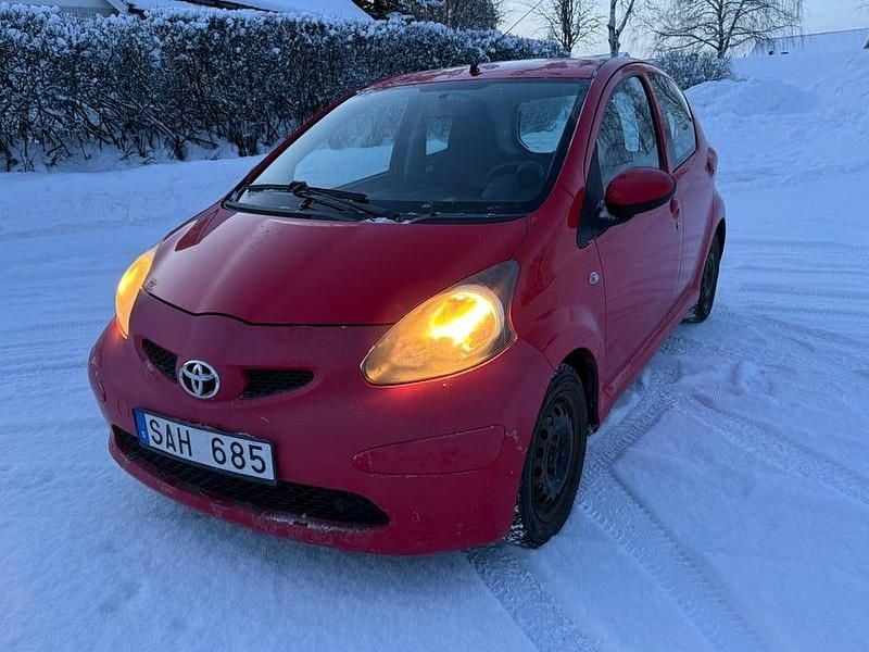 Begagnad 2006 Toyota Aygo Halvkombi | 23 900 kr (Bra pris) - Bild 1/4