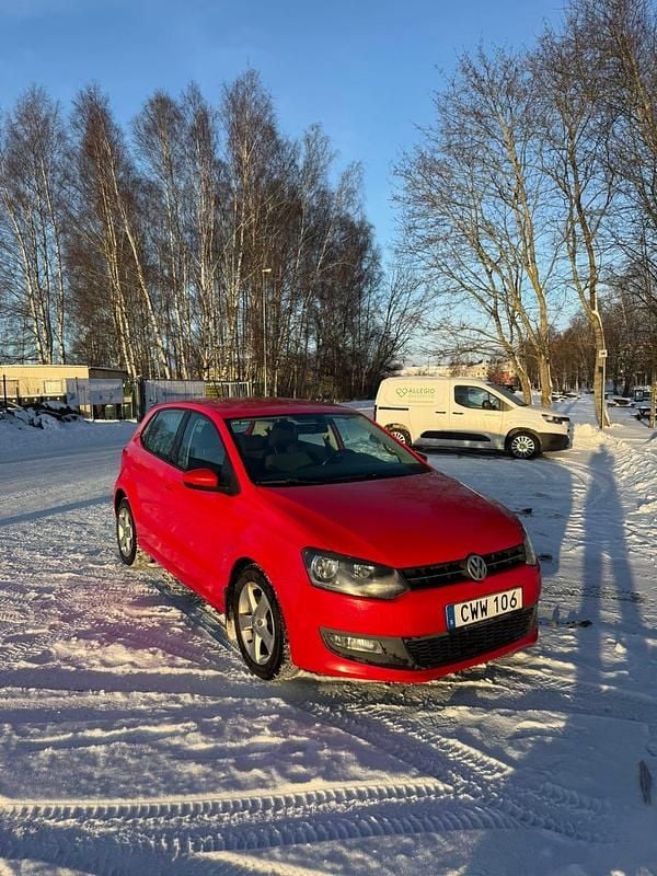 Begagnad 2011 VW Polo Halvkombi | 65 000 kr (Marknadspris) - Bild 1/4