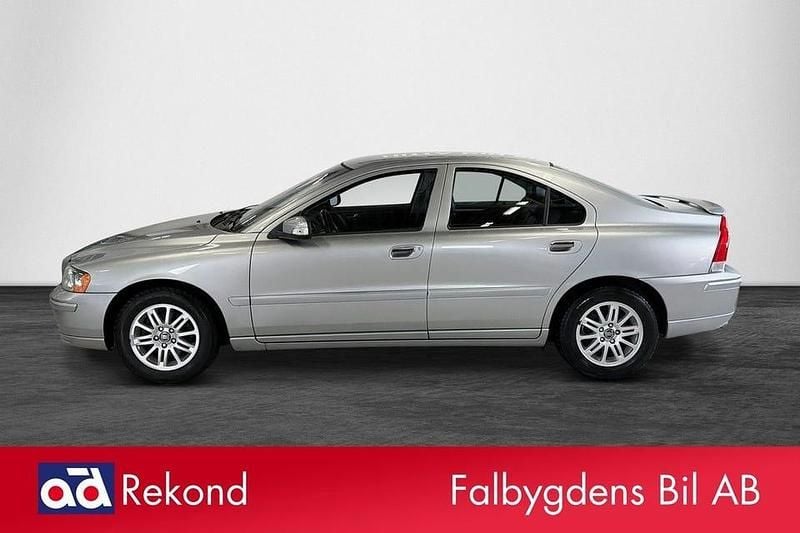 Begagnad Volvo S60 170 HK (125 kW) 2008 Silver Sedan
