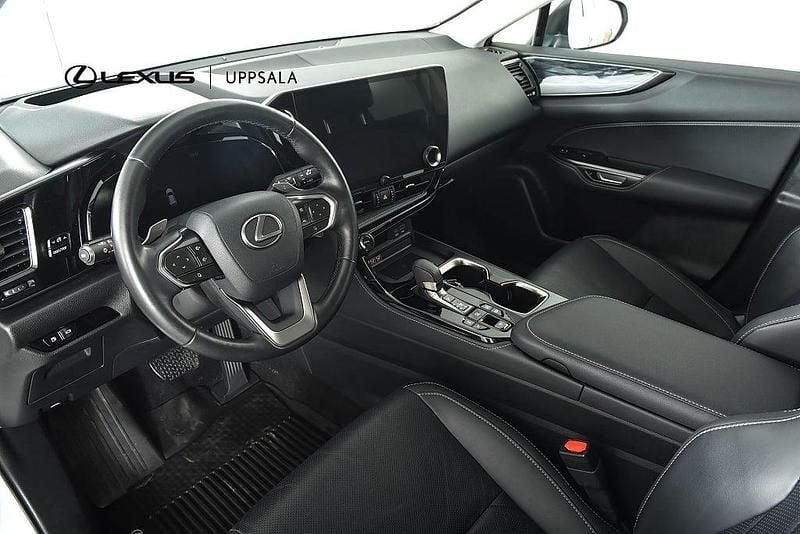 Begagnad Lexus NX450h+ Executive Line 309 HK (227 kW) 2023 Vit SUV