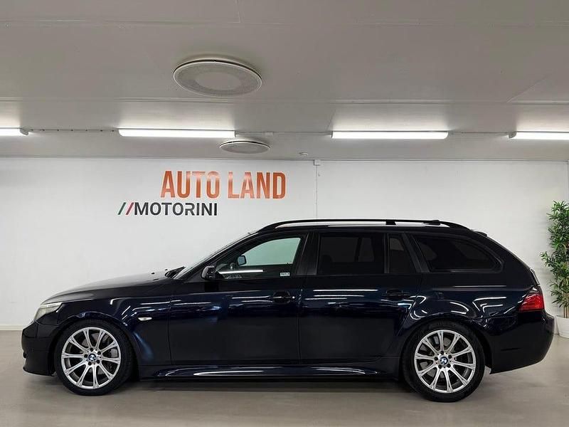 Begagnad BMW 535 M Sport 272 HK (200 kW) 2006 Svart Kombi