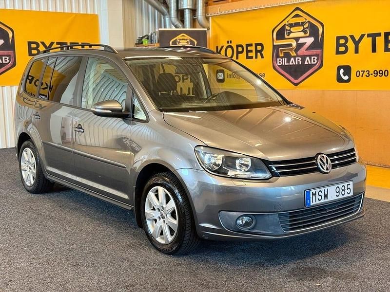Begagnad VW Touran 150 HK (110 kW) 2012 Mörkgrå Minibuss
