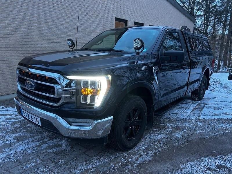 Begagnad Ford F-150 294 HK (216 kW) 2023 Svart Pickup
