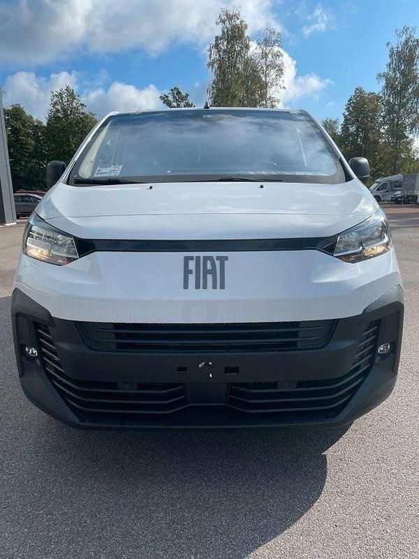 Vit Ny 2025 Fiat Scudo Minibuss | 434 875 kr (Marknadspris) - Bild 1/4