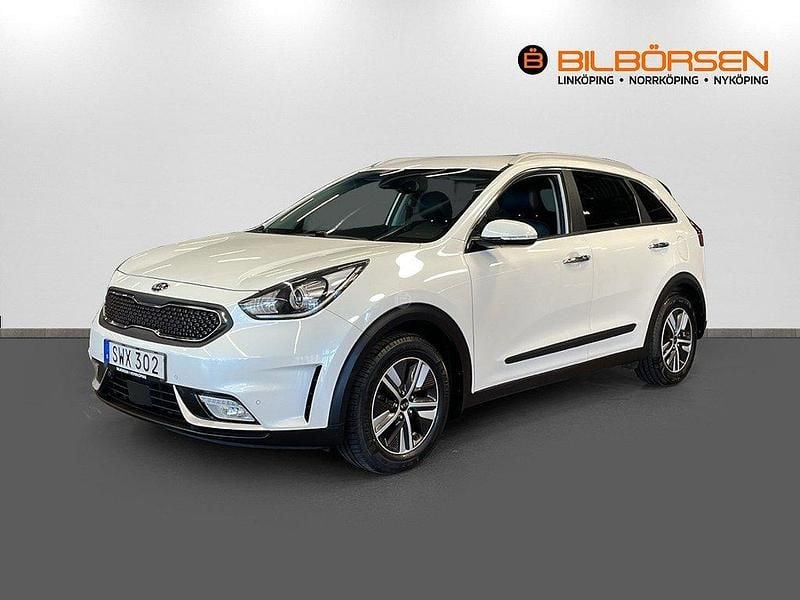 Vit Begagnad 2018 Kia Niro 2 SUV | 189 900 kr (Marknadspris) - Bild 1/4