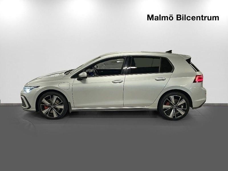 Begagnad VW Golf VIII GTE 245 HK (180 kW) 2020 Silver Halvkombi