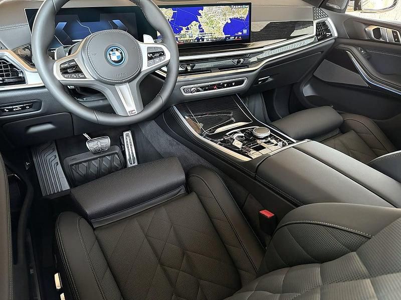 Begagnad BMW X5 M Sport 490 HK (360 kW) 2024 Svart black sapphire metallic SUV