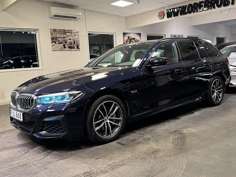 Begagnad BMW 530e M Sport 293 HK (215 kW) 2021 Svart Kombi
