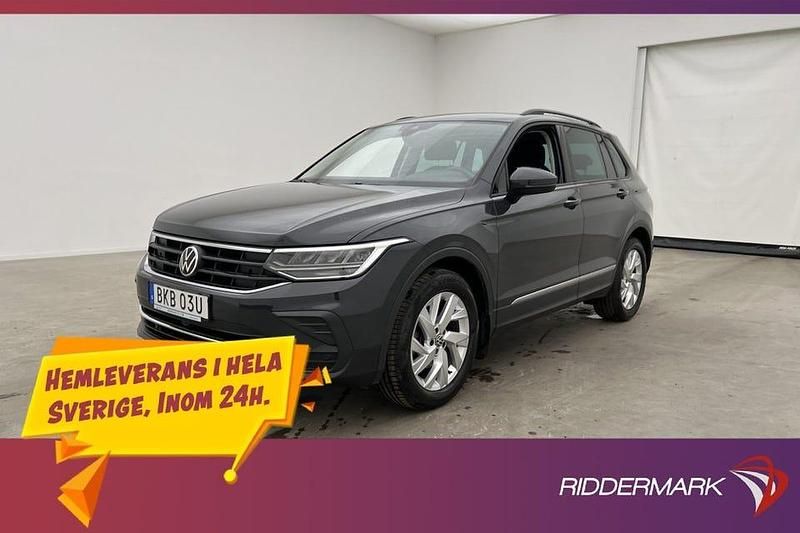 Grå Begagnad 2021 VW Tiguan SUV | 284 800 kr (Marknadspris) - Bild 1/3