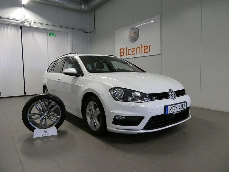 Begagnad VW Golf VII R-line 150 HK (110 kW) 2016 Vit Kombi