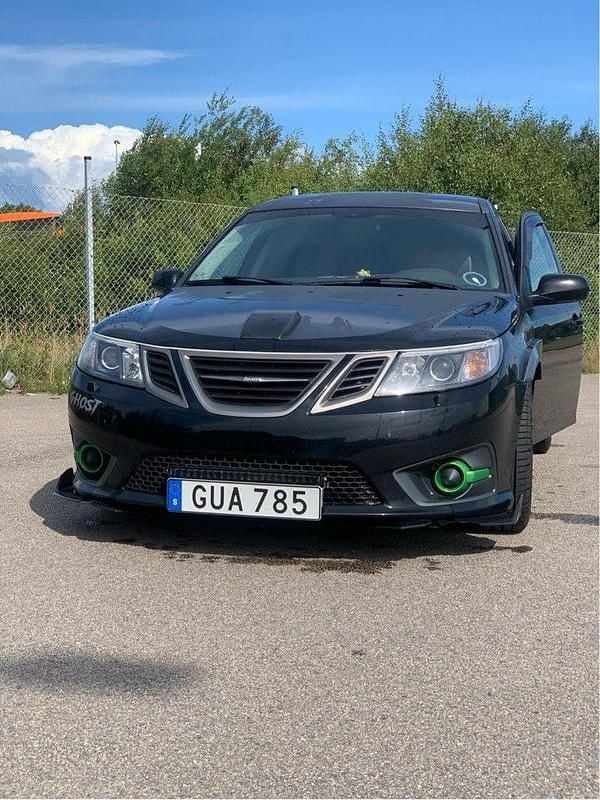 Svart Begagnad 2008 Saab 9-3 Kombi | 70 000 kr (Lite dyr) - Bild 1/4