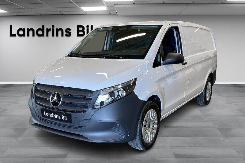 Vit Ny 2024 Mercedes Vito Minibuss | 570 290 kr (Dyr) - Bild 1/4
