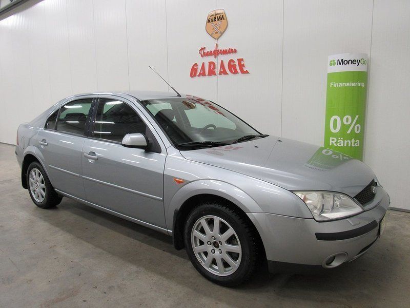 Grå Begagnad 2003 Ford Mondeo Sedan | 12 900 kr (Bra pris) - Bild 1/4