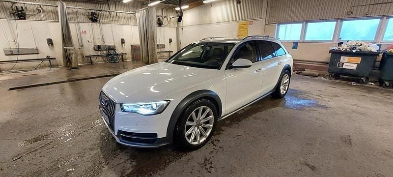 Vit Begagnad 2015 Audi A6 Allroad Kombi | 154 900 kr (Bra pris) - Bild 1/4