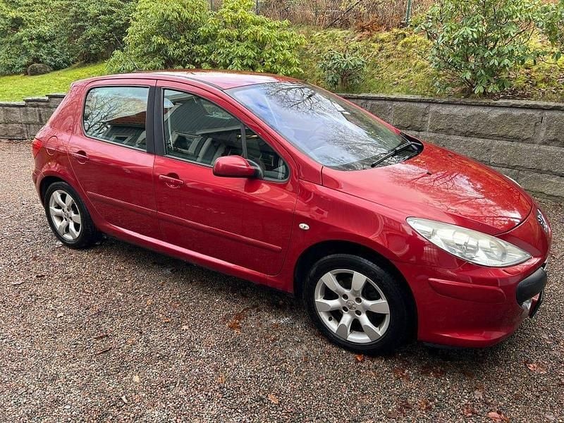 Begagnad 2007 Peugeot 307 Halvkombi | 19 900 kr (Marknadspris) - Bild 1/4