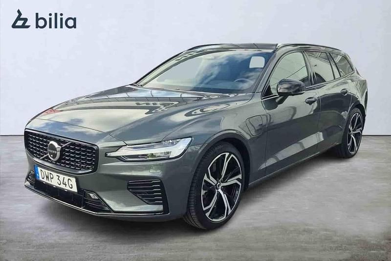 Grön Begagnad 2026 Volvo V60 Kombi | 538 900 kr (Dyr) - Bild 1/1