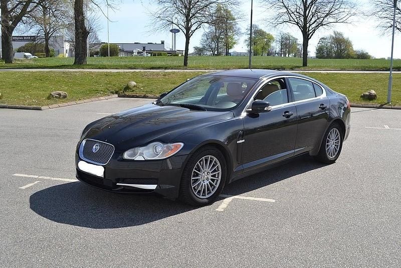 Begagnad Jaguar XF 298 HK (219 kW) 2009 Sedan