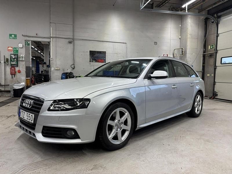 Silver Begagnad 2011 Audi A4 Kombi | 105 000 kr (Marknadspris) - Bild 1/4