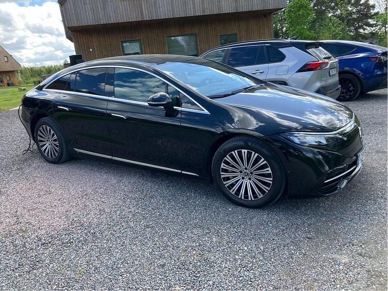 Svart Begagnad 2022 Mercedes EQS450+ Halvkombi | 579 000 kr - Bild 1/4