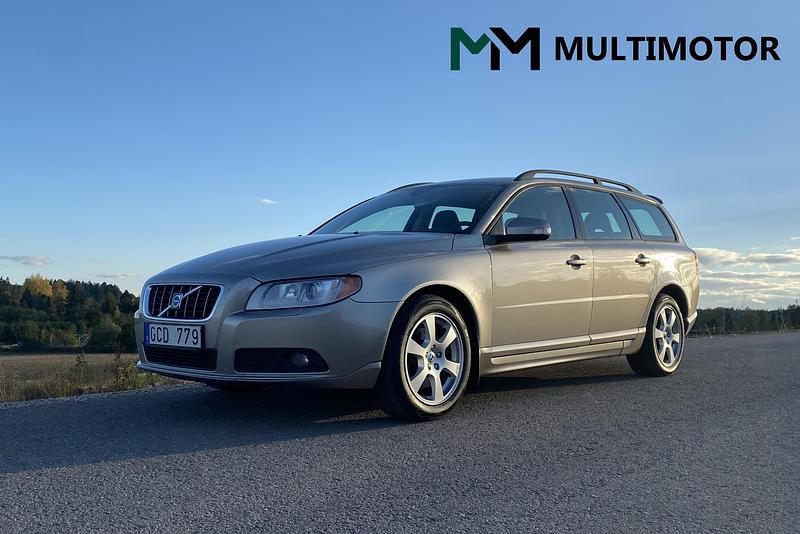 Begagnad Volvo V70 200 HK (147 kW) 2008 Ljusbrun (brun) Kombi