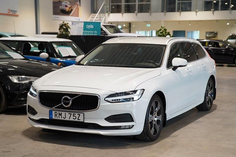 Vit Begagnad 2019 Volvo V90 Momentum Kombi | 254 500 kr (Marknadspris) - Bild 1/4