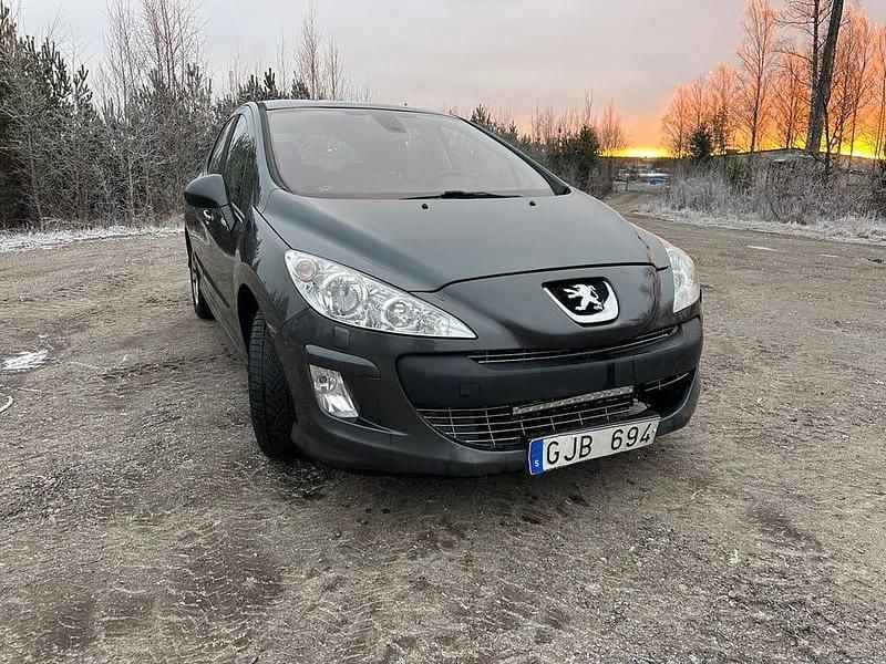 Begagnad 2010 Peugeot 308 Halvkombi | 27 900 kr (Bra pris) - Bild 1/4